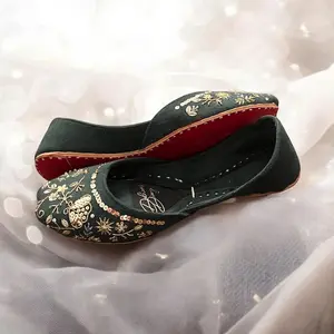 Handmade Bottle Green Khussa Juttis: Bridal Flat Shoes