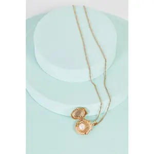 "Mermaid Treasure" Shell Clasp Medallion Chain Necklace