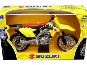 New-Ray 1:12 Suzuki RM-Z450 Yellow Diecast Model Motorcycle with Real Rubber Tires Officially Licensed Collectible Toy