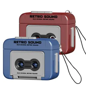 Creative Mini Tape Recorder Keychain - Retro Cassette Player Portable Keychain Gifts - Ornament for Backpacks, Handbags