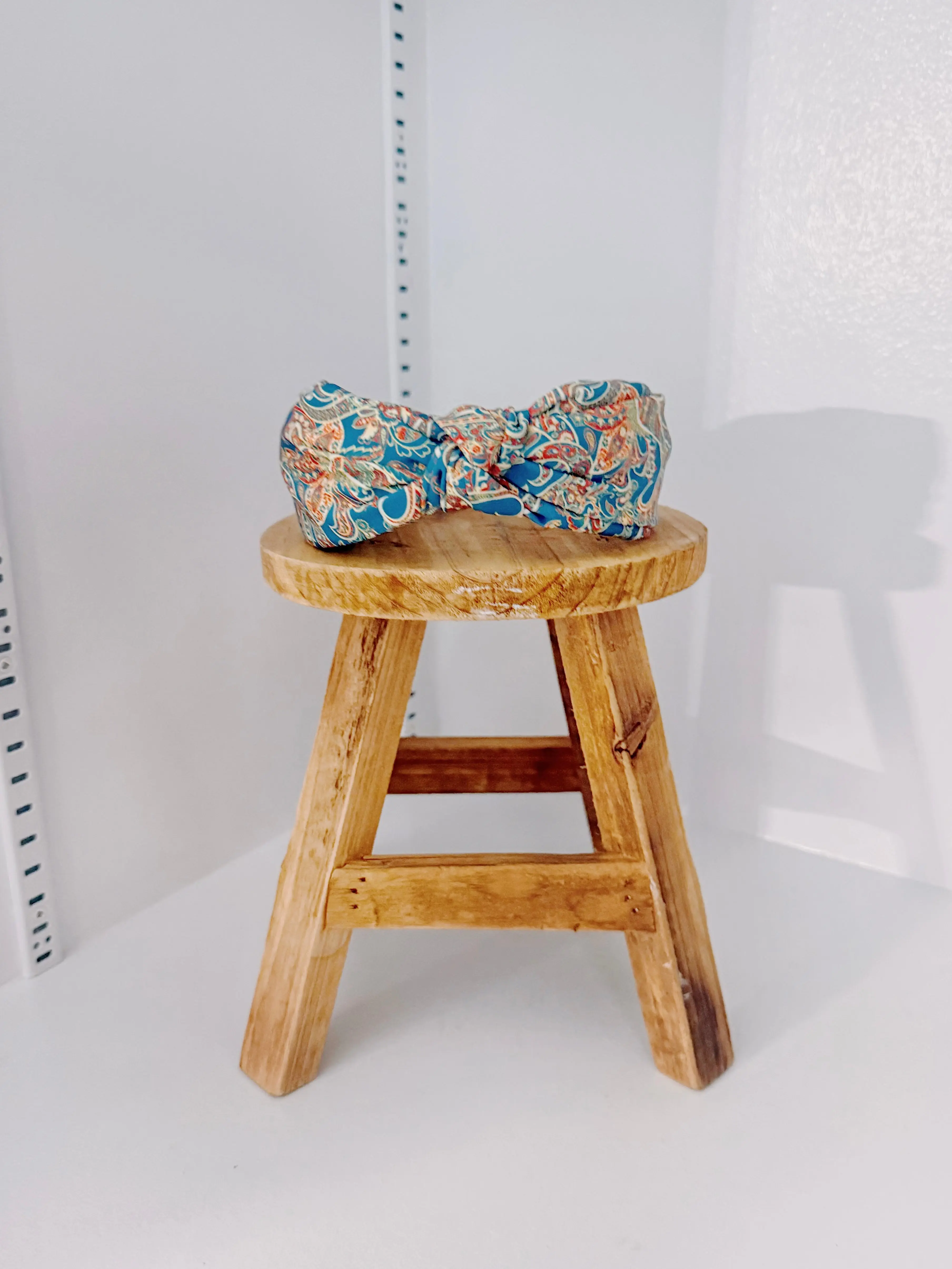 FLORAL PAISLEY HAIRBAND