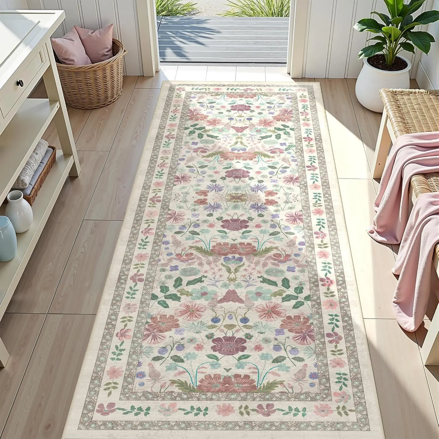 Retro Floral Long Hallway Carpet, Fashion Luxury Bedroom Bedside Decor Vintage Runner Rug, Non-Slip Washable Easy Clean Mat for Living Room, Sofa, Kitchen, Boho Runner Rug, Washable Runner Rugs, Decorative Rug