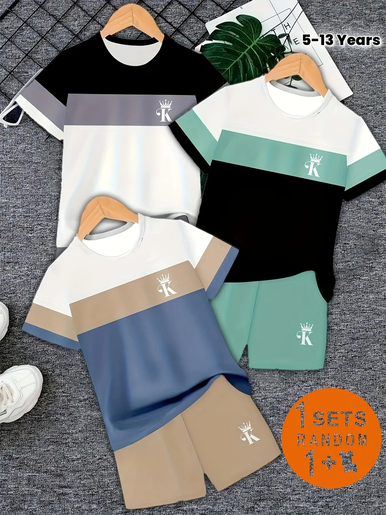 3 sets of summer casual (T-shirt+shorts), featuring a refreshing college style, with soft and durable color matching, making it a versatile daily outfit for little boys.