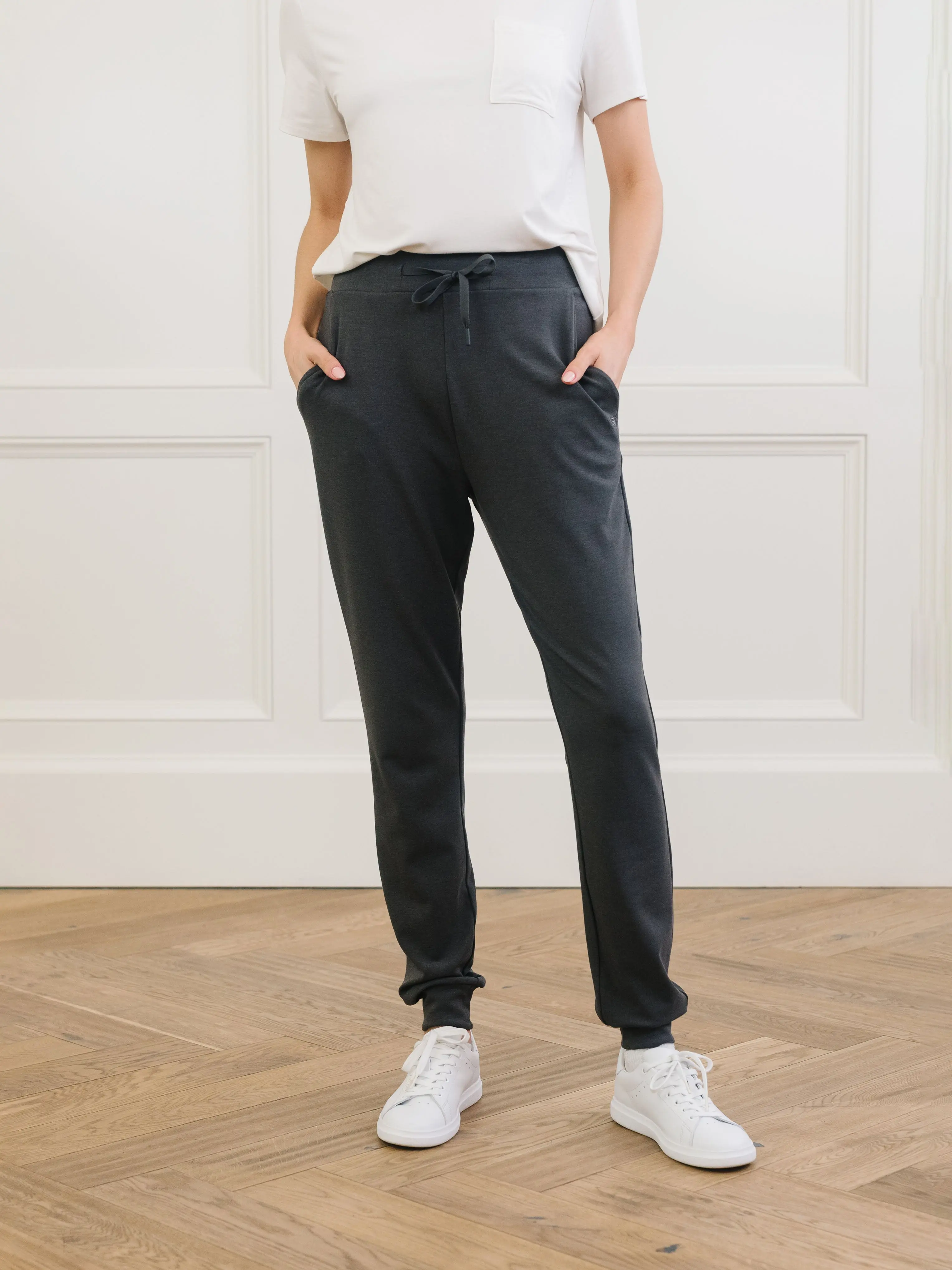 Cozy Earth Women’s Bamboo Jogger Pant Tall | Ultra-Soft Bamboo Viscose Joggers with Side Pockets Stretchable Jogger Stylish Soft Joggers