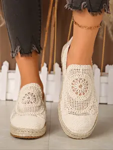 Women's Retro Hollow Out Knit Fisherman Shoes, Comfortable Slip-On Large Size Flat Casual Sneakers, Spring & Fall Fashion