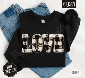 Plaid Love Sweatshirt, Trendy Women's Crewneck