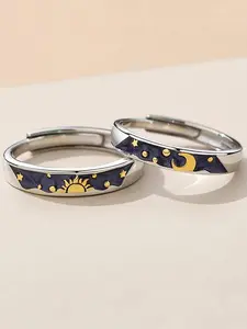 Silver titanium steel couple ring moon and star print unisex retro casual adjustable streetwear match jewelry, fashionable goth accessories