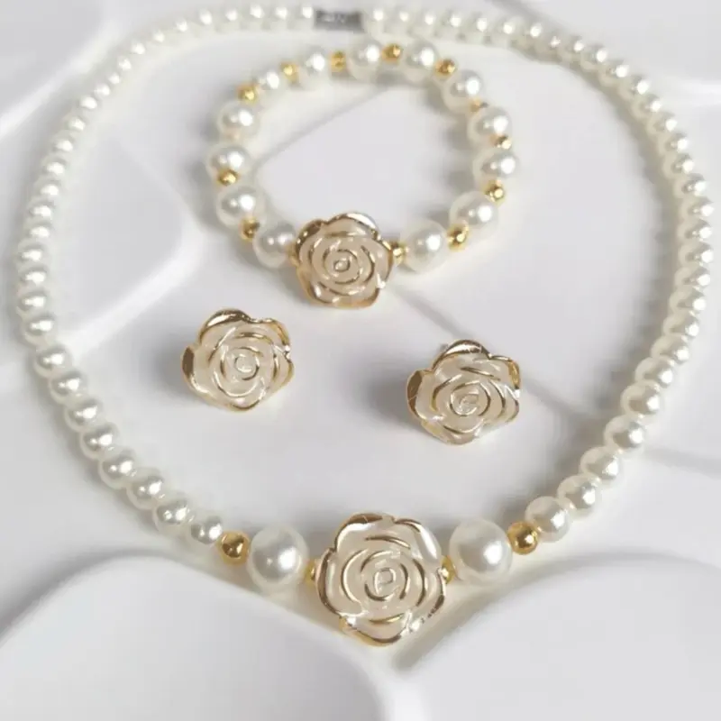 4 Set de joyería para mujer, collar de flor de perlas falsas, pulsera de moda