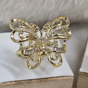 # 0209 Anillo adiamantado de Mariposa  en oro laminado 14k Alta calidad