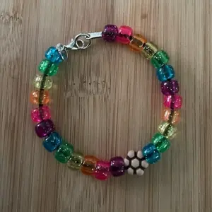 Flower Bead Bracelet with Colorful Beads