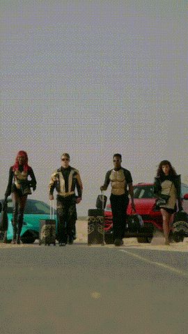 GOLD FANG CARRY-ON LUGGAGE