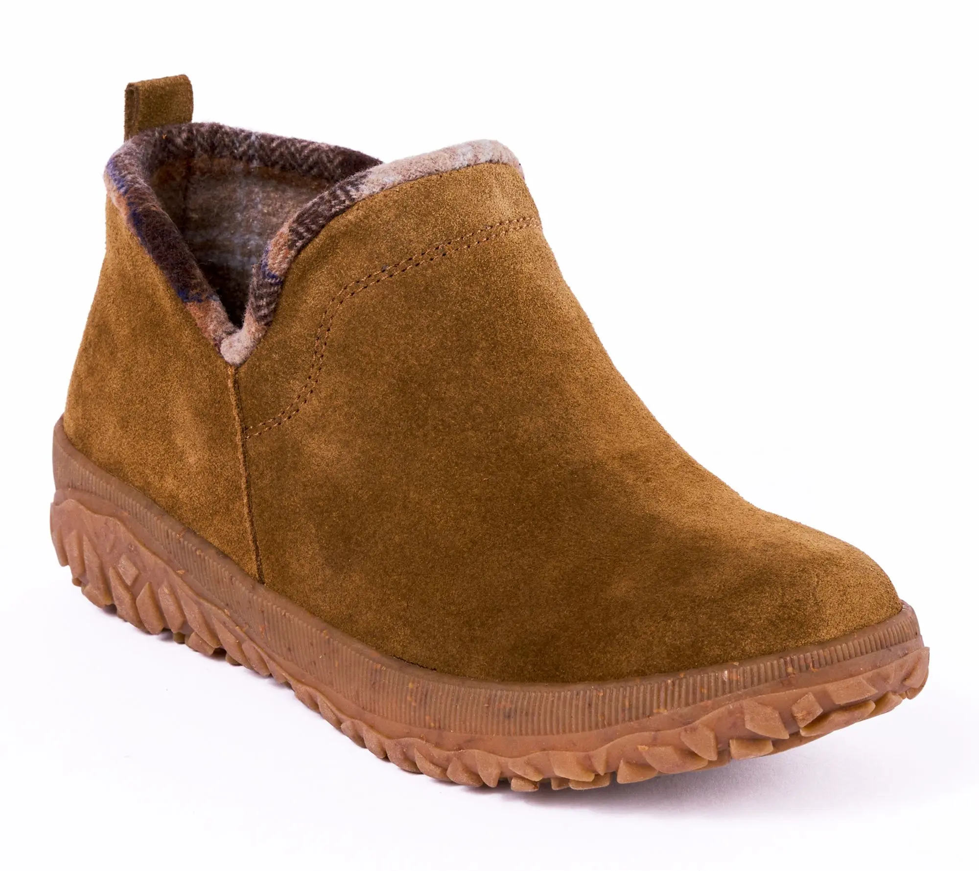 Minnetonka Women's Northmost Suede Ankle Boots