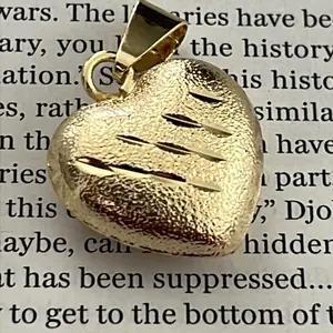 Heart pendant
