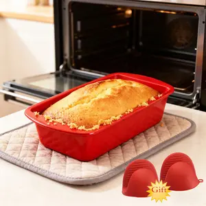 Soft silicone rectangular toast/cake baking pan, non-stick, easy to clean, heat resistant, food safe, ideal for homemade toast molds and Christmas baking.