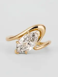 Luxury Plated 18k Gold Vintage Horse Eye High Carbon Zircon Simple Fashion Women's Ring Tail, Elegant Geometric Asymmetrical Design Solitaire Ring