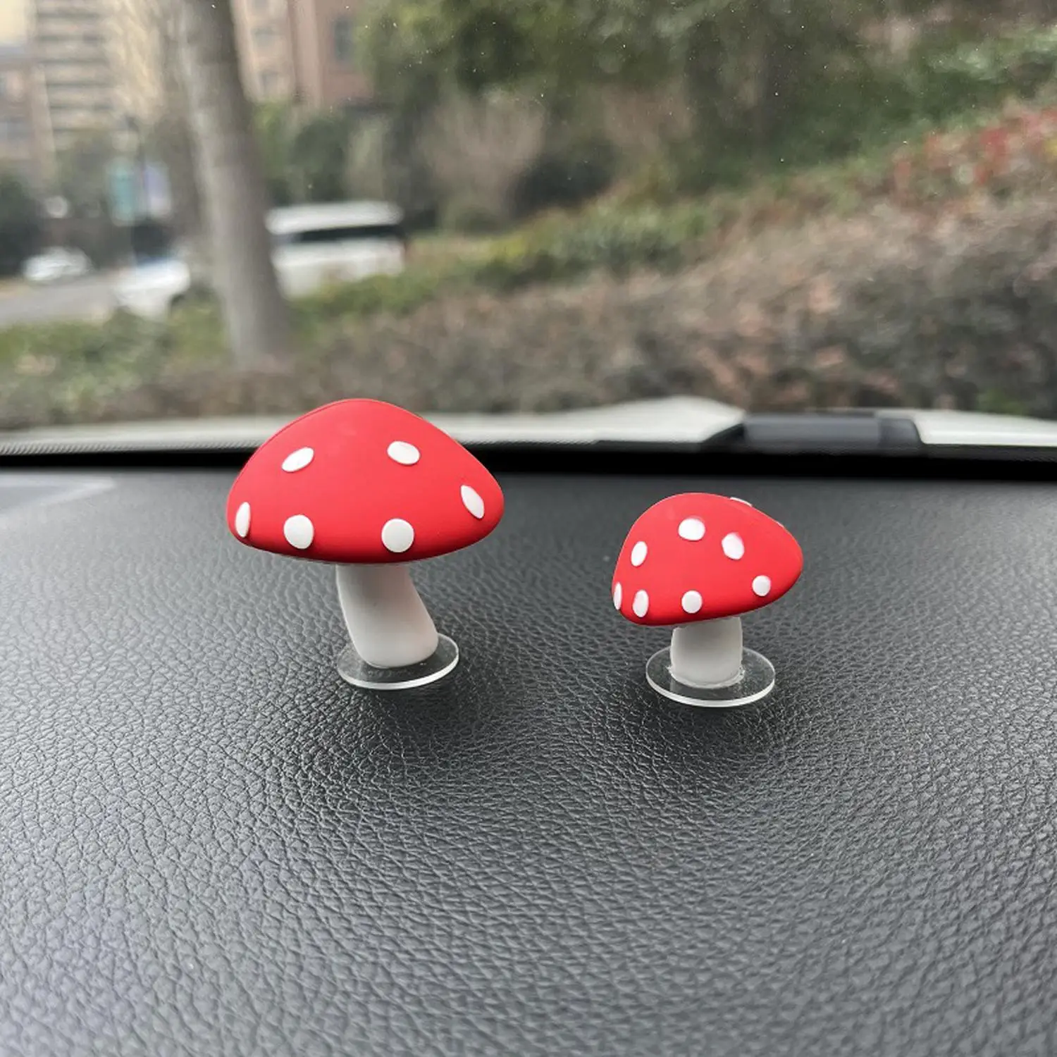 Cute Mushroom Shaped Car Decoration, Car Mini Mushroom Ornament, Car Interior Decoration Accessories For Car Center Console
