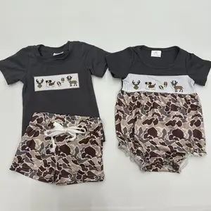 Boys' 2-Piece Casual Hunting Camo Clothing Sets - Lightweight Summer Short-Sleeve Deer Print Top, Ideal for Outdoor Explorers