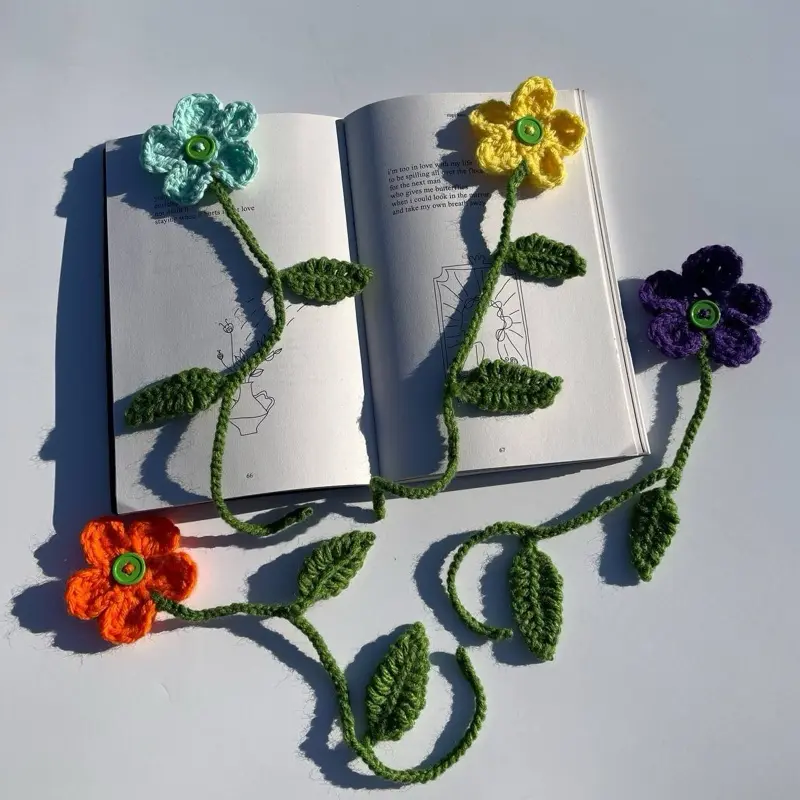 Romantic Crochet Bookmark – Floral Spring Edition