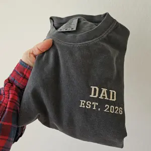 Embroidery Dad Est 2026 Shirt, Comfort Color Shirt, Dad to be, Gift for Dad, Husband Gift, Unisex Shirt, New Dad Gift, Father's Day Gift
