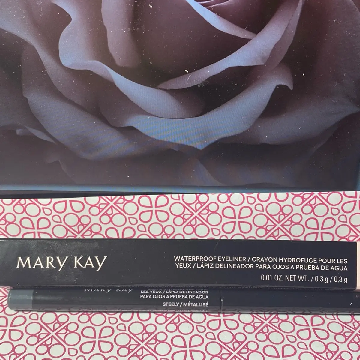 Mary Kay Waterproof eyeliner in Steely-a medium grey