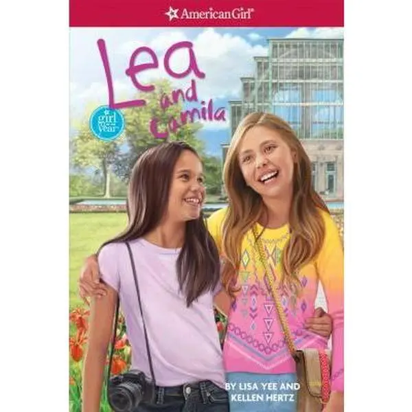 USED-Lea and Camila by Hertz, Kellen (Paperback)