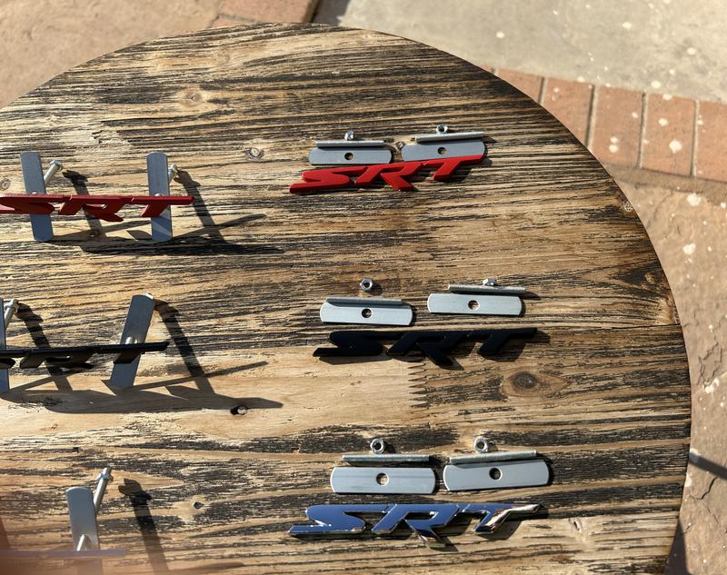 SRT 3D Metal Grille Logo Emblem Nameplate for HellCat Charger Challenger Jeep Grand Cherokee