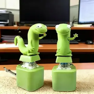 Lizard Button Keychain Press to Make a Sound Relieve,Valentine's Day gift Alive keychain Interactive Lizard Button Keychain Toy