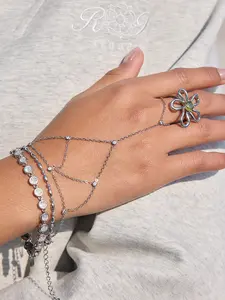 Delicate Cubic Zirconia Finger Bracelet For Women Minimalist Stainless Steel Bracelet Simple Fashion Jewelry Girls Gift Elegant Minimalist Bangle