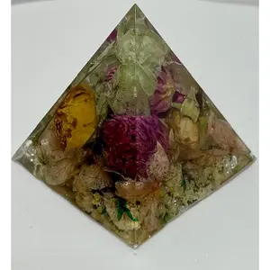 Small Flower Epoxy Pyramid Decor Ornaments resin pyramid