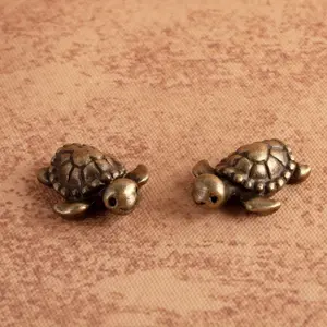 Retro Turtle Ornament - Antique Bronze Finish, Miniature Marine Life Accent with Heart-Shaped Details, Whimsical Home Decor, Living Room Decor for Home or Office Display