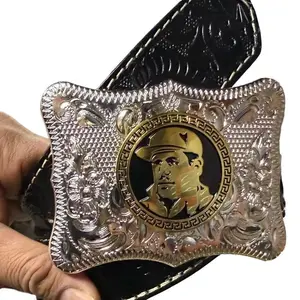 Hebilla De Metal Buckle with Decorative Design and Unique Shape