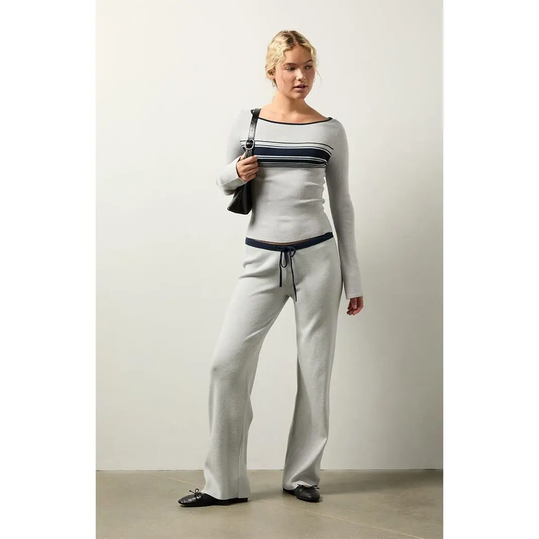 HEATHER GREY
