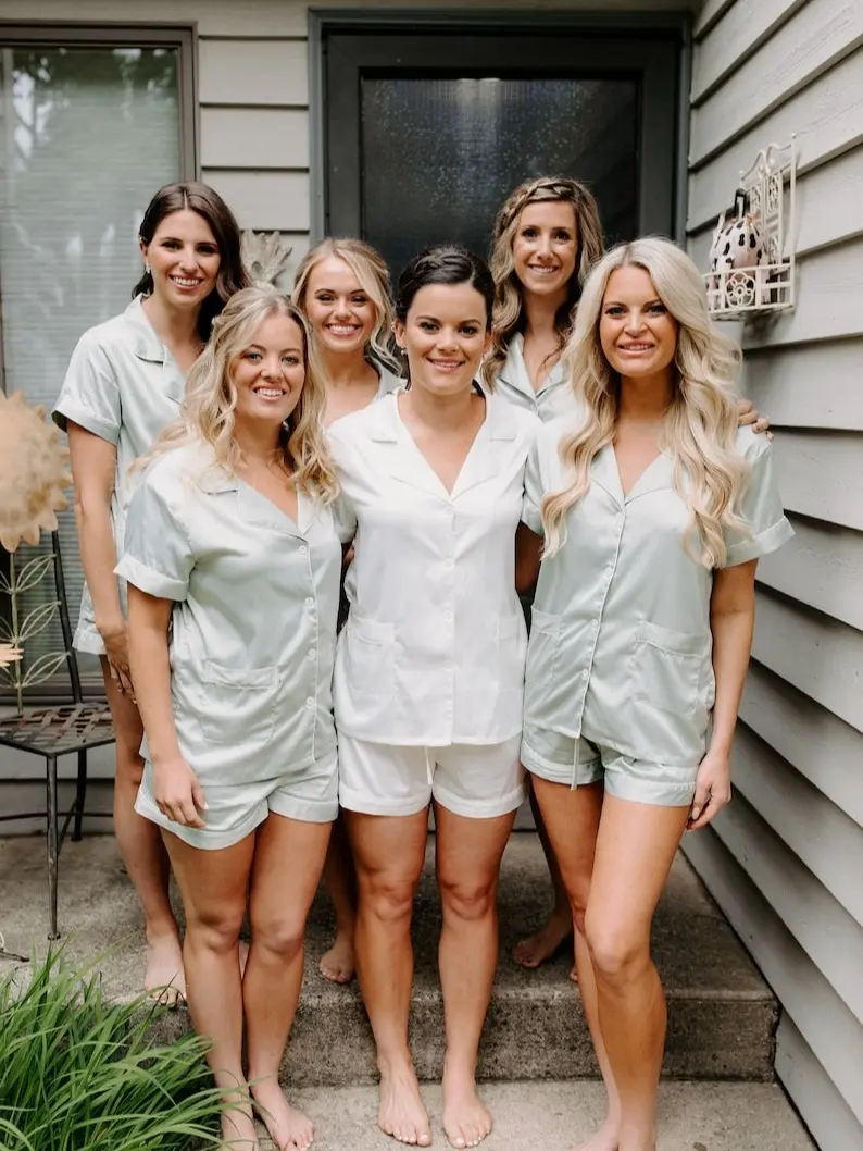 Emerald Green Pajamas, Forest Green, Sage Satin Pyjamas, Bridal PJs, Bridesmaid Gift, Bachelorette Shoot Green Jammies, Bridal Shower Gift