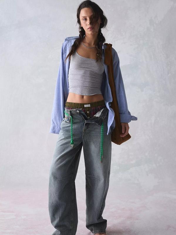 B D G Logan Buckle Baggy Barrel Jean Rigid Cotton Denim with Adjustable Back Buckle & Distressed Hem for Comfort & Style