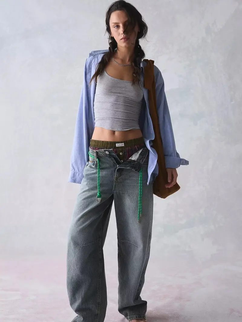 B D G Logan Buckle Baggy Barrel Jean Rigid Cotton Denim with Adjustable Back Buckle & Distressed Hem for Comfort & Style