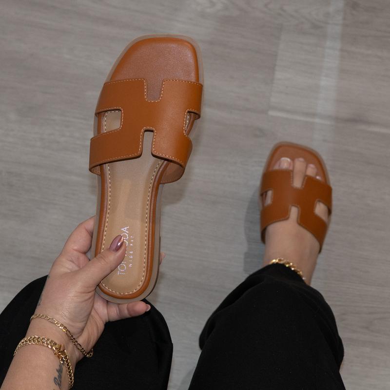 Aeris - Wide Fit Women's Casual Square Toe Slippers with Cushioned Footbed Synthetic Material Lightweight Comfortable Everyday Wear