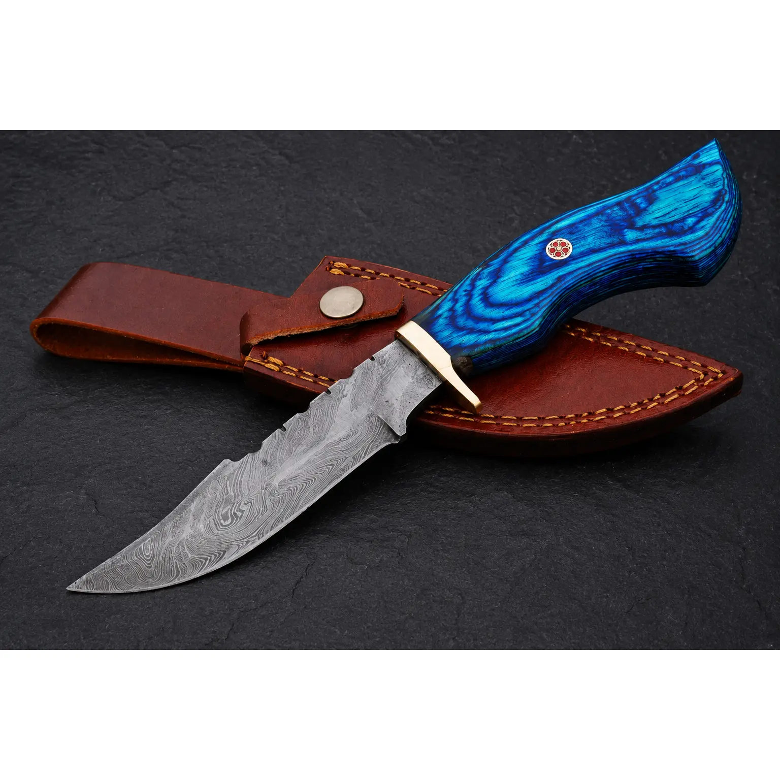 Woodland Elite Damascus Steel Utility Knife – 512 Layer Hand Forged Fixed Blade with Stained Wood Handle, Brass Guard & Leather Sheath