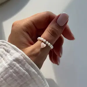 LATS Vintage Originality String of Beads Elastic Cord Heart Shape S Pendant Rings for Women Elegant Simulated Pearl Jewelry