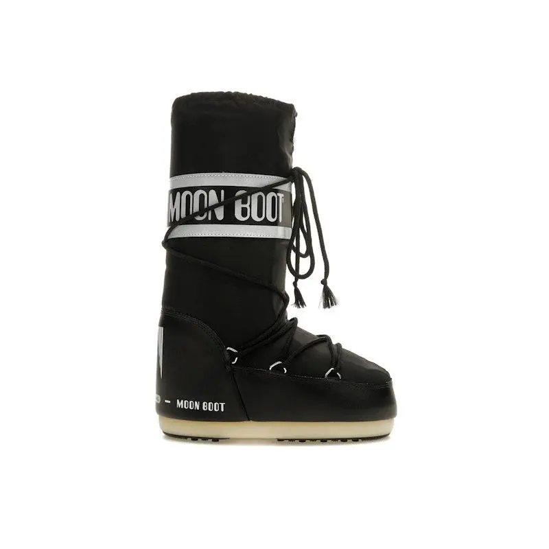 Moon Boot Unisex Icon Nylon Boot Black, from StockX Moon Boot Unisex Icon Nylon Boot Black, from StockX