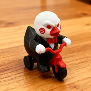 A creative tricycle duck decoration, home desktop decoration, office shelf decoration, car center console trinkets, holiday gifts gifts, living room porch decoration, study desk decoration, interior decoration supplies, birthday gifts, handicraft knickkna