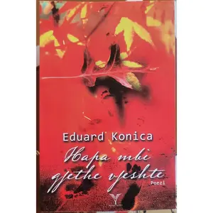 Hapa mbi gjethe vjeshte