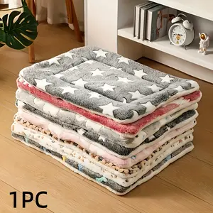 Reversible Flannel Pet Bed Pad, Heat Lock and No Glue Filling, Suitable for Cats/Small Dogs, Weight Up to 4.54 Kg, Machine Washable, Cartoon Pattern with Paw Prints and 'Paws' Text, Comfortable, Suitable for Indoor Use, Bedding, Blankets