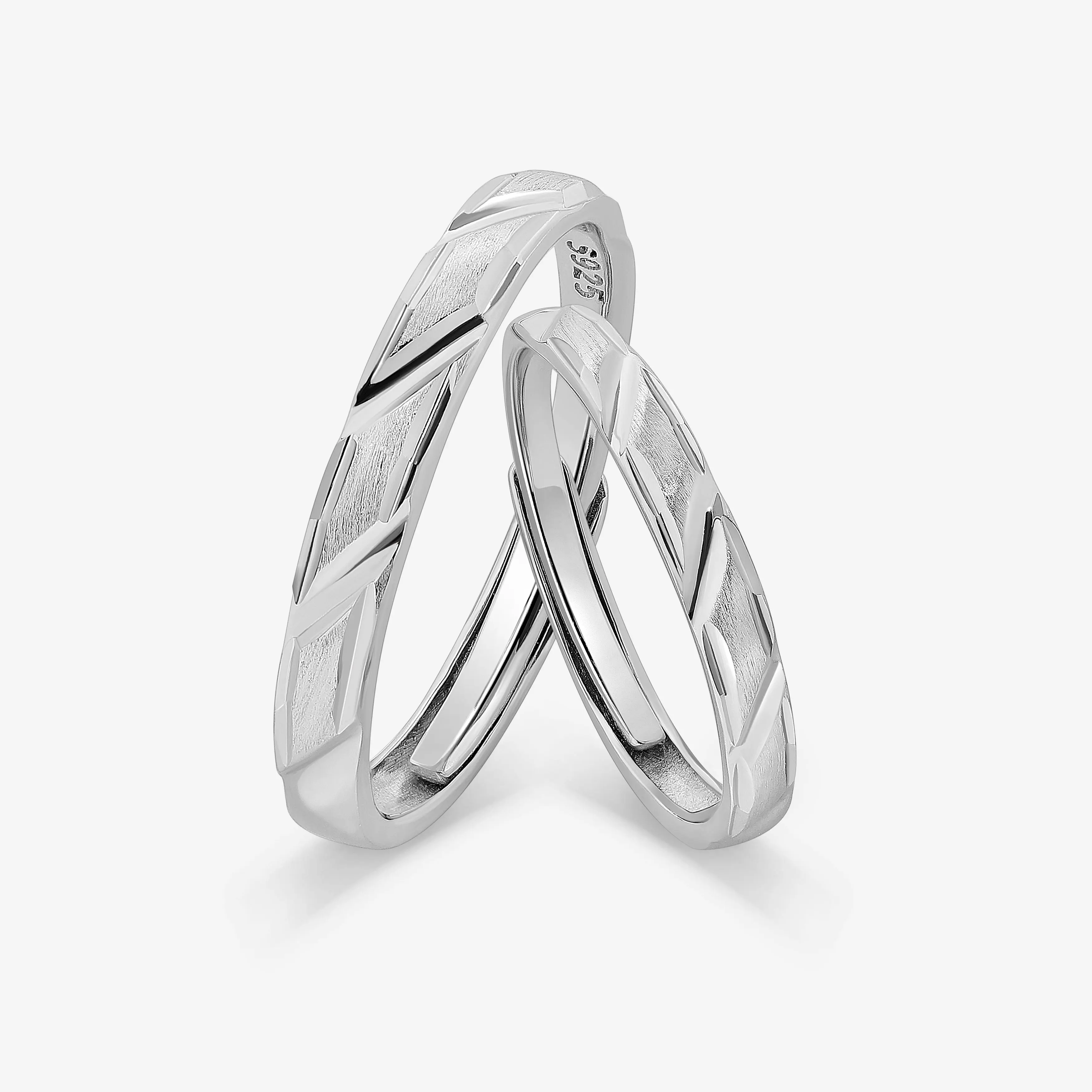 Infinite Link Couples' Rings