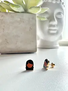 Mari Earrings - Elegant Design with Black and Orange Accents, Adjustable Fit, and Gold Finish