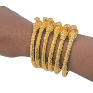 6pcs Gold Plated Bangle Set for Women Elegant and Stylish Jewelry Accessory Perfect for Any Occasion