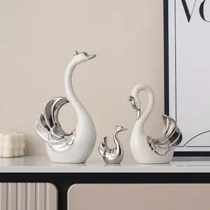 New Delicate A Pair of Swan Ornaments to Gift Friends & Relatives for Wedding & Housewarming Living Room Decor
