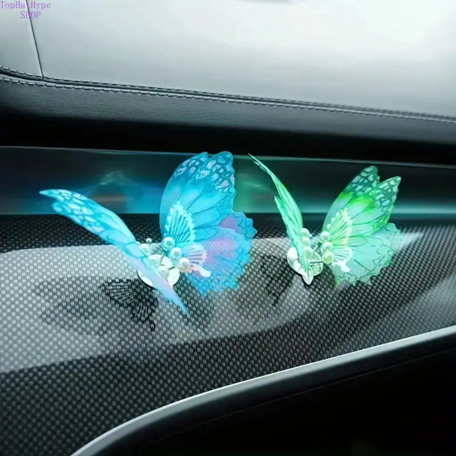3-Pack 3D Animated Butterfly Car Decor, Moving Butterfly Interior Ornaments, Universal Auto Accessories, Cute Aesthetic Car Ornaments, Easy Install Stylish Decor for Most Vehicles, Perfect for Car Interior Styling & Daily Auto Decoration