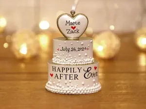 Wedding Cake Personalized Ornament, Just Married Ornament, Newly Married Gift, Custom Names Ornament, Bride and Groom, Wedding Gift, Wedding Decor, Bridal Gift