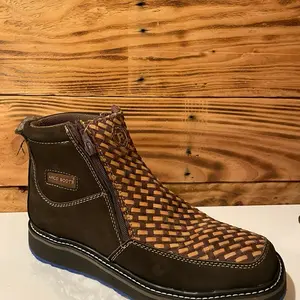Charly Piel Crazy Cafe Boots - Brown Woven Design with Zipper Closure for Comfort and Style