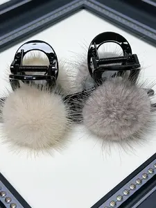New Arrival Winter Fashion Fur Clip Hair Accessory, Stylish Women's Hairpin for Daily Wear & Special Occasions, Trendy Design